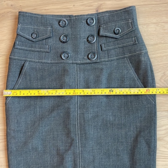 Andy The Anh structured high waisted midi skirt - Picture 10 of 10